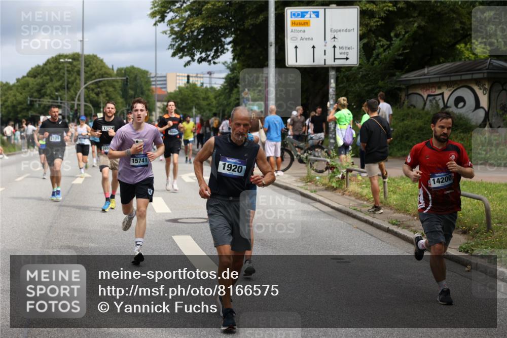 29.06.2025 - hella hamburg halbmarathon Yannick Fuchs http://msf.ph/oto/8166575 29.06.2025 10:40:30 20KM 1139, 1569, 1600, 1759, 1920, 2048, 2138, 2189, 2842, 4345, 4949, 6388, 6460, 6532, 6700, 6711, 7961, 8269, 8577, 8668, 11094, 11125, 11491, 11773, 11936, 12277, 13630, 13782, 14062, 14200, 14228, 14262, 14462, 14804, 14911, 15133, 15741, 16286, 17190, 17332, 17892, 19128 meine-sportfotos.de