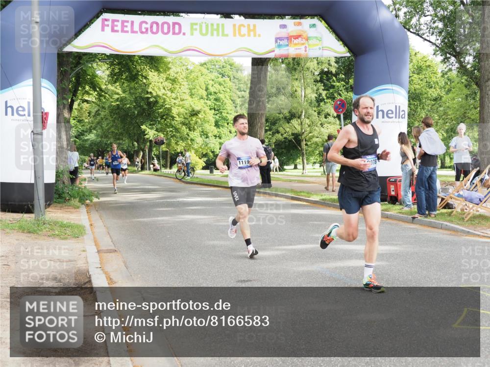 29.06.2025 - hella hamburg halbmarathon MichiJ http://msf.ph/oto/8166583 29.06.2025 10:14:13 Zwischen KM18-KM19 10234, 19078 meine-sportfotos.de