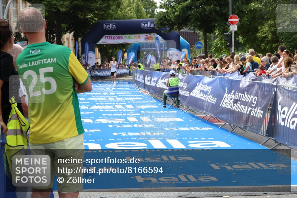 29.06.2025 - hella hamburg halbmarathon Zöllner http://msf.ph/oto/8166594 29.06.2025 10:15:31 Ziel 12673 meine-sportfotos.de