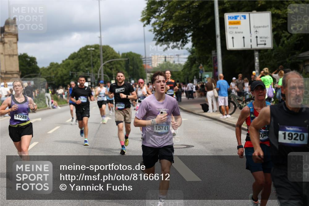29.06.2025 - hella hamburg halbmarathon Yannick Fuchs http://msf.ph/oto/8166612 29.06.2025 10:40:31 20KM 1139, 1569, 1600, 1759, 1920, 2048, 2138, 2189, 2842, 4345, 4949, 6388, 6460, 6532, 6691, 6700, 6711, 7335, 7961, 8269, 8577, 8668, 11094, 11125, 11491, 11773, 11936, 12277, 12579, 13630, 13782, 14062, 14200, 14228, 14262, 14462, 14804, 15133, 15741, 16286, 17190, 17332, 17492, 17892, 19128 meine-sportfotos.de