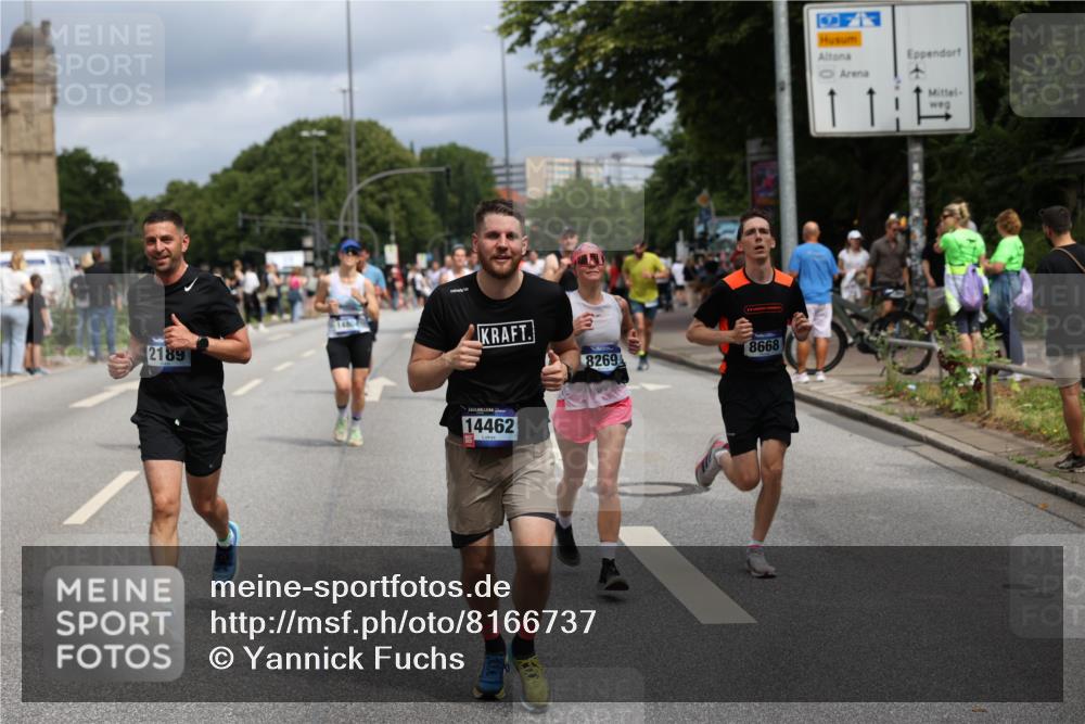 29.06.2025 - hella hamburg halbmarathon Yannick Fuchs http://msf.ph/oto/8166737 29.06.2025 10:40:33 20KM 1139, 1600, 1759, 1920, 2048, 2189, 2842, 3087, 4237, 4345, 4949, 6388, 6460, 6532, 6691, 6700, 7335, 7961, 8269, 8577, 8668, 11094, 11125, 11491, 11773, 11936, 12171, 12269, 12579, 13630, 13782, 14062, 14200, 14228, 14262, 14462, 14722, 14804, 15133, 15206, 15741, 15900, 16127, 16286, 17008, 17190, 17332, 17492, 17892, 19128 meine-sportfotos.de