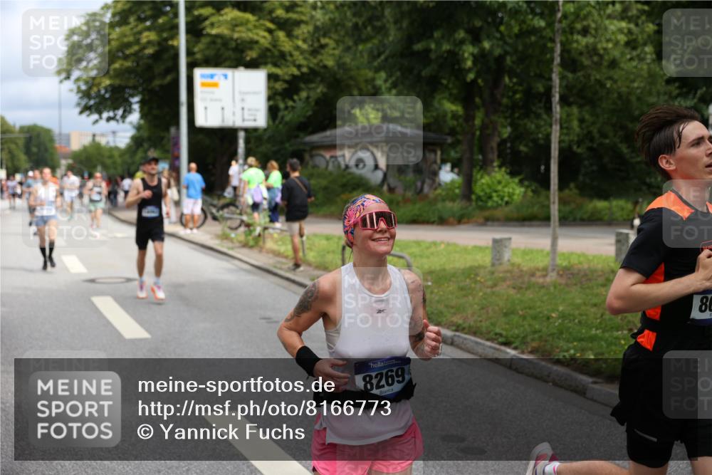 29.06.2025 - hella hamburg halbmarathon Yannick Fuchs http://msf.ph/oto/8166773 29.06.2025 10:40:35 20KM 1139, 1600, 1759, 1920, 2048, 2189, 2842, 3087, 4237, 4949, 6388, 6532, 6691, 6700, 7335, 7961, 8269, 8577, 8668, 11094, 11125, 11491, 11773, 12171, 12269, 12579, 12891, 13630, 13782, 14062, 14200, 14228, 14262, 14462, 14722, 14804, 15133, 15149, 15157, 15206, 15741, 15900, 16127, 16286, 17008, 17190, 17281, 17332, 17492, 17892, 18118, 19128 meine-sportfotos.de