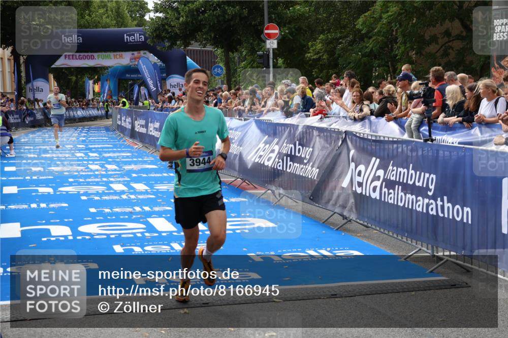 29.06.2025 - hella hamburg halbmarathon Zöllner http://msf.ph/oto/8166945 29.06.2025 10:16:38 Ziel 3944, 11864 meine-sportfotos.de