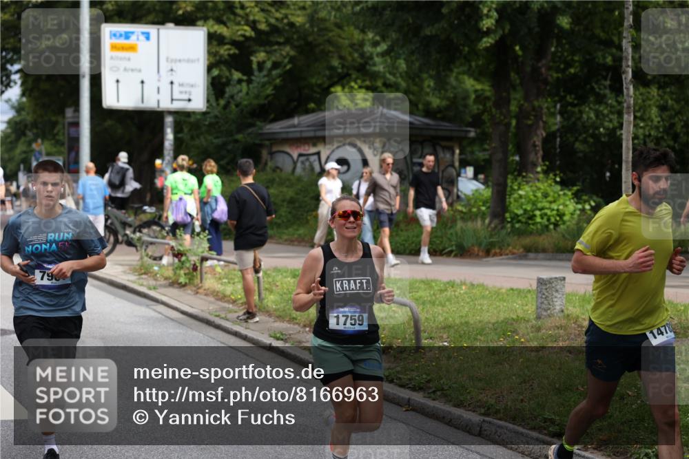 29.06.2025 - hella hamburg halbmarathon Yannick Fuchs http://msf.ph/oto/8166963 29.06.2025 10:40:40 20KM 1139, 1759, 2842, 3087, 4091, 4237, 4497, 4949, 5459, 6388, 6421, 6532, 6691, 6700, 6978, 7335, 7961, 8142, 8269, 8482, 8577, 8981, 9232, 9386, 9529, 9786, 11094, 11125, 11185, 11491, 12171, 12269, 12579, 12651, 12891, 13630, 13698, 13782, 13940, 14045, 14062, 14262, 14462, 14722, 14804, 15133, 15149, 15157, 15206, 15900, 16127, 16286, 17008, 17190, 17281, 17332, 17461, 17492, 17892, 18118, 19128 meine-sportfotos.de
