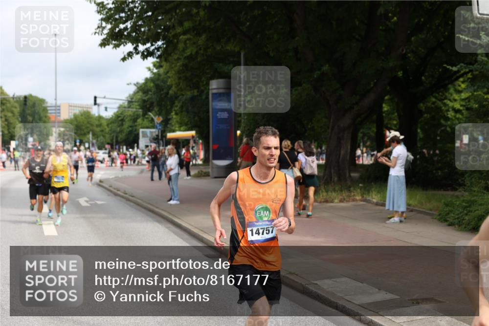 29.06.2025 - hella hamburg halbmarathon Yannick Fuchs http://msf.ph/oto/8167177 29.06.2025 10:22:53 20KM 1122, 2203, 4678, 5367, 7651, 8731, 9804, 10106, 10655, 12341, 13941, 14757, 15576, 15583, 16377, 17354, 17893, 18567, 18832, 19114 meine-sportfotos.de
