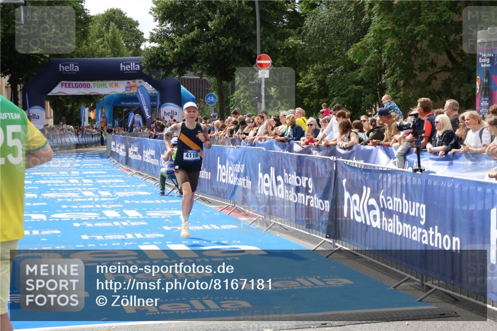29.06.2025 - hella hamburg halbmarathon Zöllner http://msf.ph/oto/8167181 29.06.2025 10:17:12 Ziel 4116 meine-sportfotos.de
