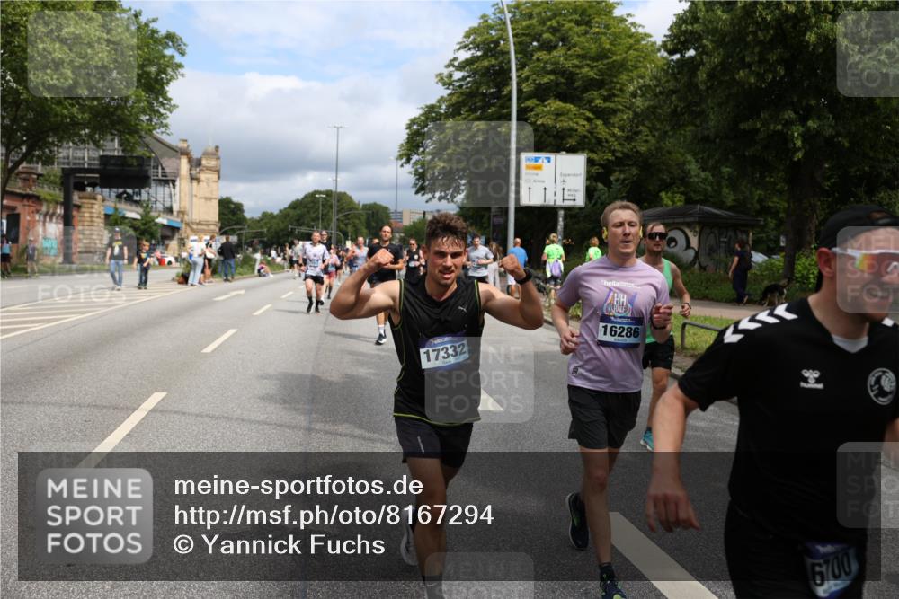 29.06.2025 - hella hamburg halbmarathon Yannick Fuchs http://msf.ph/oto/8167294 29.06.2025 10:40:47 20KM 1139, 2222, 2842, 3087, 4091, 4237, 4497, 4949, 5459, 6388, 6421, 6691, 6700, 6978, 7335, 7961, 8023, 8142, 8482, 8981, 9232, 9386, 9529, 9786, 9794, 11125, 11185, 11491, 12171, 12269, 12579, 12651, 12891, 13630, 13698, 13782, 13940, 14045, 14262, 14541, 14722, 15133, 15149, 15157, 15206, 15684, 15900, 16081, 16127, 16286, 17008, 17190, 17281, 17332, 17353, 17461, 17492, 17669, 17865, 17892, 18118, 19128 meine-sportfotos.de