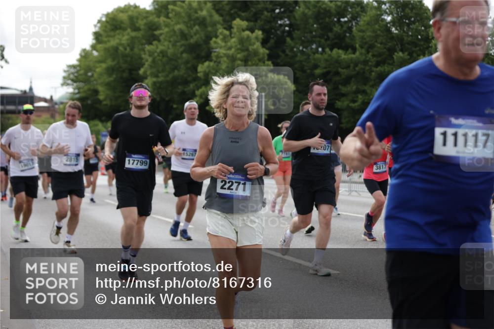 29.06.2025 - hella hamburg halbmarathon Jannik Wohlers http://msf.ph/oto/8167316 29.06.2025 10:20:59 Lombardsbrücke 1028, 1401, 2271, 2635, 2815, 2956, 3122, 3770, 3817, 3825, 3826, 4697, 4786, 5373, 5395, 5412, 5493, 6103, 6844, 7375, 7522, 7553, 7781, 8095, 8844, 9100, 9499, 9501, 9532, 9624, 10374, 10921, 11117, 11610, 11775, 12018, 12368, 13093, 13584, 14118, 14499, 14519, 14664, 14809, 14819, 15267, 15387, 15404, 15603, 15752, 15869, 16107, 16586, 16600, 17341, 17799, 17961, 17969, 18170, 18378, 18809, 19012 meine-sportfotos.de
