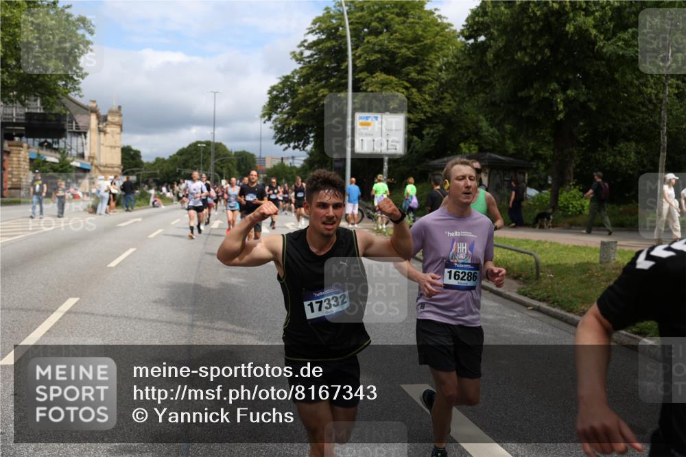 29.06.2025 - hella hamburg halbmarathon Yannick Fuchs http://msf.ph/oto/8167343 29.06.2025 10:40:47 20KM 1139, 2222, 2842, 3087, 4091, 4237, 4497, 4949, 5459, 6388, 6421, 6691, 6700, 6978, 7335, 7961, 8023, 8142, 8482, 8981, 9232, 9386, 9529, 9786, 9794, 11125, 11185, 11491, 12171, 12269, 12579, 12651, 12891, 13630, 13698, 13782, 13940, 14045, 14262, 14541, 14722, 15133, 15149, 15157, 15206, 15684, 15900, 16081, 16127, 16286, 17008, 17190, 17281, 17332, 17353, 17461, 17492, 17669, 17865, 17892, 18118, 19128 meine-sportfotos.de