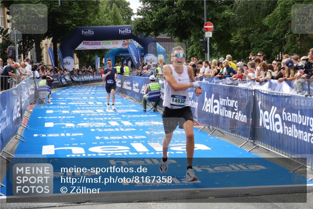 29.06.2025 - hella hamburg halbmarathon Zöllner http://msf.ph/oto/8167358 29.06.2025 10:17:59 Ziel 14932, 15166 meine-sportfotos.de