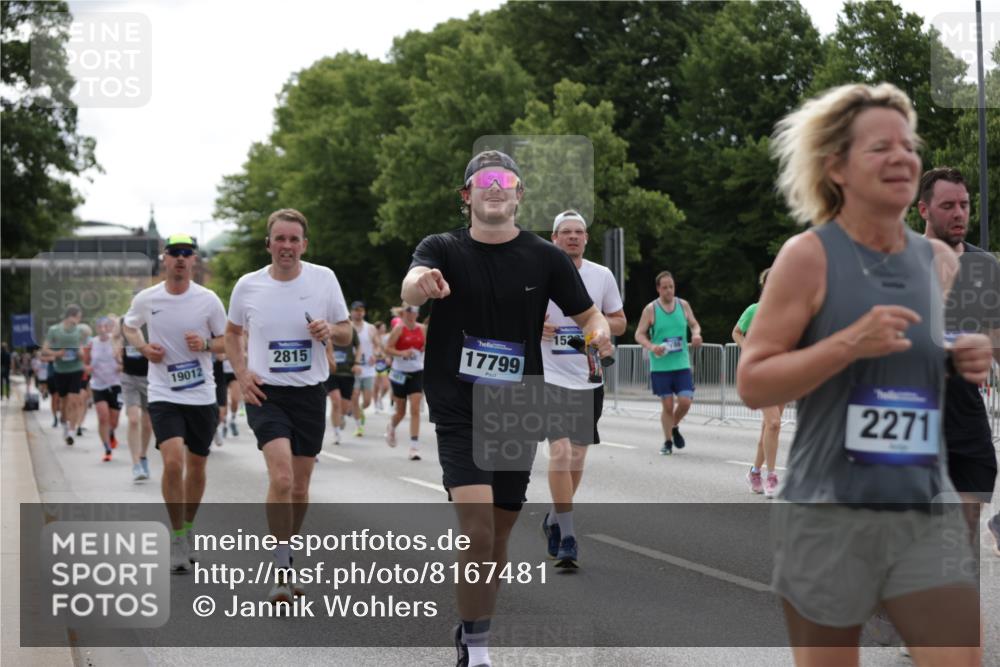 29.06.2025 - hella hamburg halbmarathon Jannik Wohlers http://msf.ph/oto/8167481 29.06.2025 10:21:00 Lombardsbrücke 1028, 1401, 2271, 2635, 2815, 3122, 3770, 3817, 3825, 3826, 4697, 4786, 5373, 5395, 5412, 5493, 6103, 6844, 7375, 7522, 7553, 7781, 8095, 8844, 9100, 9499, 9501, 9532, 9624, 10374, 10874, 10921, 11117, 11610, 11775, 12018, 12368, 13093, 13584, 14118, 14499, 14519, 14664, 14809, 15267, 15387, 15404, 15603, 15752, 15869, 16045, 16107, 16586, 16600, 17341, 17799, 17961, 17969, 18378, 18851, 19012 meine-sportfotos.de