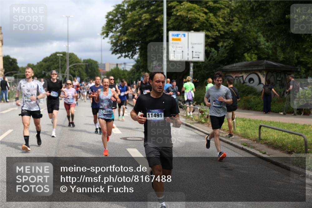 29.06.2025 - hella hamburg halbmarathon Yannick Fuchs http://msf.ph/oto/8167488 29.06.2025 10:40:49 20KM 1139, 2222, 2842, 3087, 4091, 4237, 4497, 4949, 5459, 6373, 6388, 6421, 6691, 6700, 6978, 7335, 8023, 8142, 8482, 8981, 9232, 9386, 9529, 9786, 9794, 11185, 11491, 12171, 12269, 12579, 12651, 12891, 13630, 13698, 13728, 13782, 13940, 14045, 14262, 14541, 14722, 15133, 15149, 15157, 15206, 15684, 15900, 16081, 16127, 16136, 16286, 16466, 16475, 17008, 17190, 17281, 17332, 17353, 17461, 17492, 17669, 17865, 17892, 18118, 19128 meine-sportfotos.de