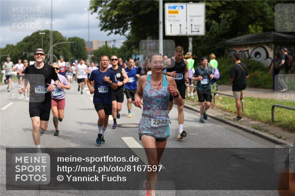 29.06.2025 - hella hamburg halbmarathon Yannick Fuchs http://msf.ph/oto/8167597 29.06.2025 10:40:50 20KM 1139, 2222, 2842, 3087, 4091, 4237, 4497, 4949, 5459, 6373, 6388, 6421, 6691, 6700, 6978, 7335, 8023, 8142, 8482, 8981, 9232, 9386, 9529, 9786, 9794, 11185, 11491, 12171, 12269, 12579, 12651, 12891, 13630, 13698, 13728, 13782, 13940, 14045, 14262, 14541, 14722, 15133, 15149, 15157, 15206, 15684, 15900, 16081, 16127, 16136, 16286, 16466, 16475, 17008, 17190, 17281, 17332, 17353, 17461, 17492, 17669, 17865, 17892, 18118, 19128 meine-sportfotos.de