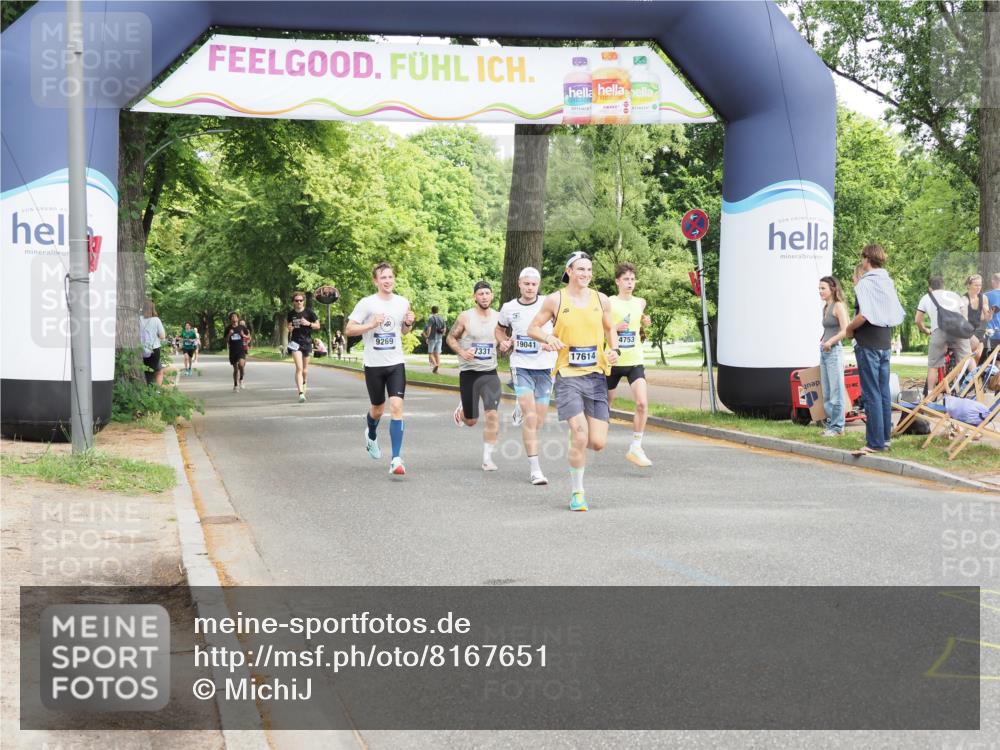 29.06.2025 - hella hamburg halbmarathon MichiJ http://msf.ph/oto/8167651 29.06.2025 10:14:30 Zwischen KM18-KM19 7331, 12360, 14753, 18569, 19041 meine-sportfotos.de