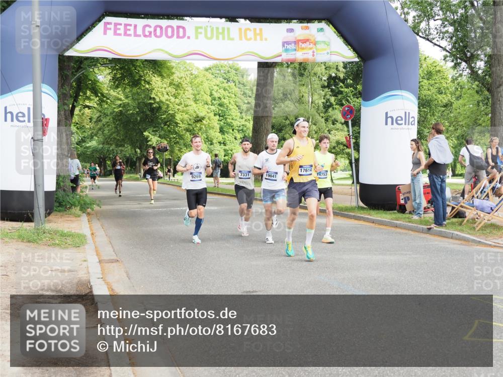 29.06.2025 - hella hamburg halbmarathon MichiJ http://msf.ph/oto/8167683 29.06.2025 10:14:30 Zwischen KM18-KM19 7331, 12360, 14753, 18569, 19041 meine-sportfotos.de