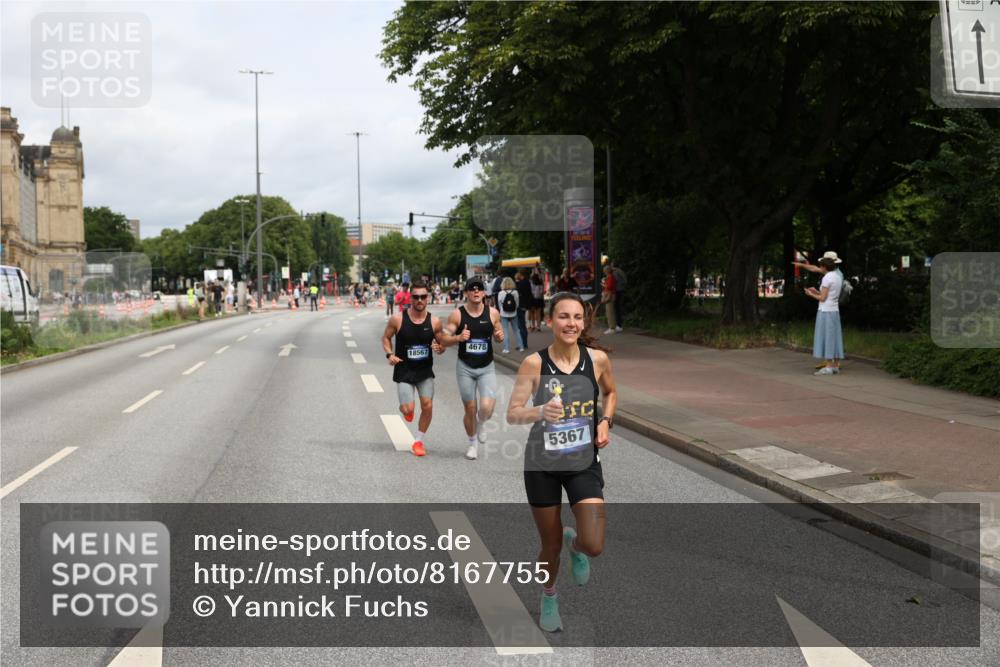 29.06.2025 - hella hamburg halbmarathon Yannick Fuchs http://msf.ph/oto/8167755 29.06.2025 10:23:03 20KM 1122, 3075, 4678, 5367, 7651, 8731, 10106, 13383, 14757, 15576, 16377, 17354, 18567, 18832 meine-sportfotos.de