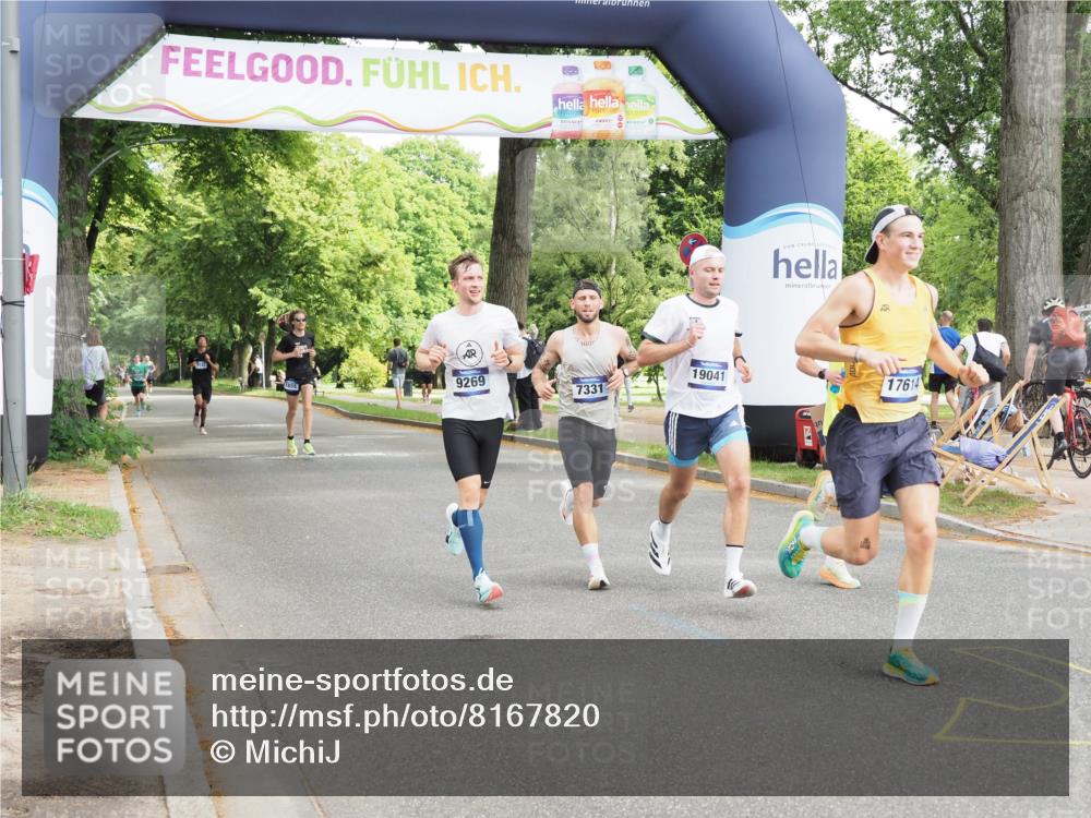 29.06.2025 - hella hamburg halbmarathon MichiJ http://msf.ph/oto/8167820 29.06.2025 10:14:31 Zwischen KM18-KM19 7331, 9269, 12360, 14753, 17614, 18569, 19041 meine-sportfotos.de