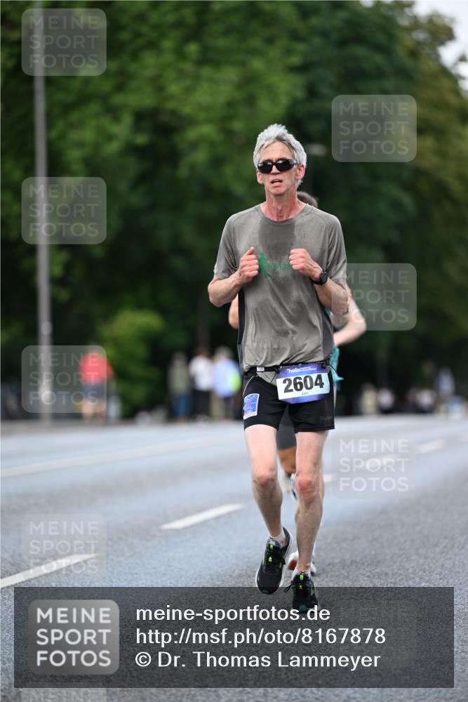 29.06.2025 - hella hamburg halbmarathon Dr. Thomas Lammeyer http://msf.ph/oto/8167878 29.06.2025 09:45:21 Kennedybrücke 1241, 2604, 10485 meine-sportfotos.de