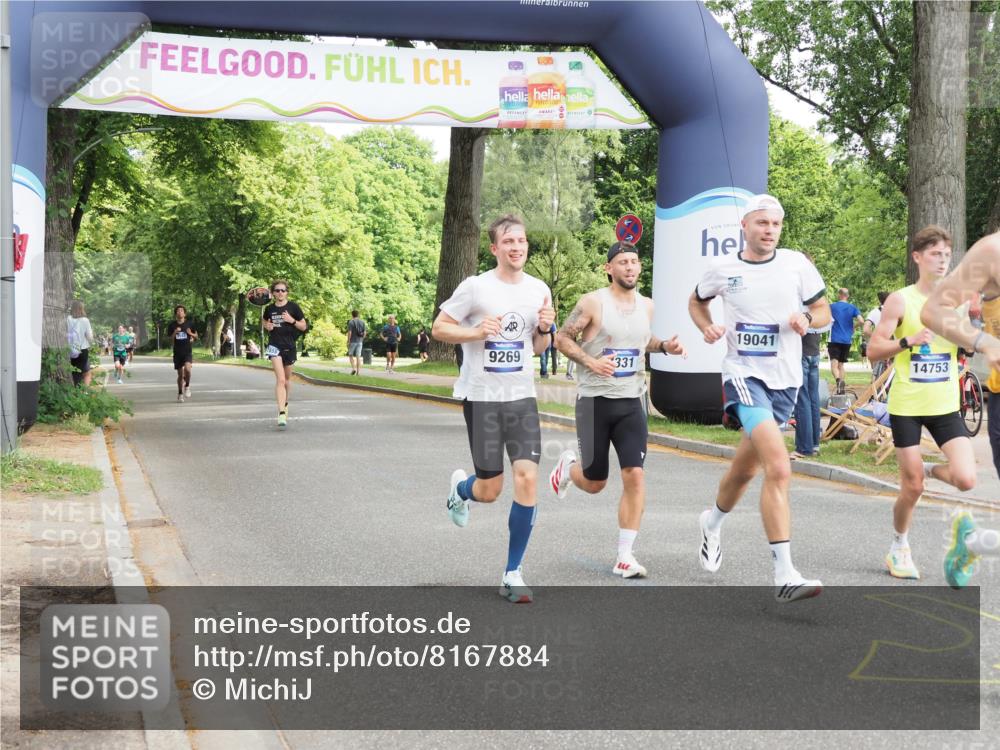 29.06.2025 - hella hamburg halbmarathon MichiJ http://msf.ph/oto/8167884 29.06.2025 10:14:31 Zwischen KM18-KM19 7331, 9269, 12360, 14753, 17614, 18569, 19041 meine-sportfotos.de