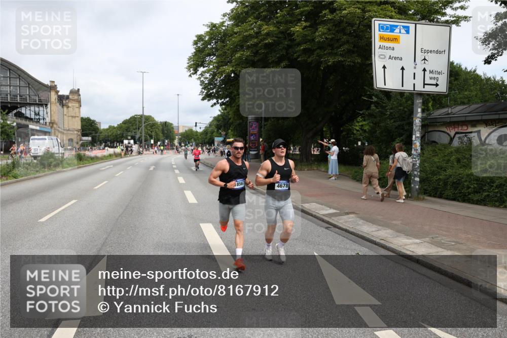 29.06.2025 - hella hamburg halbmarathon Yannick Fuchs http://msf.ph/oto/8167912 29.06.2025 10:23:05 20KM 1122, 3075, 4678, 5367, 7651, 8731, 10106, 12529, 13383, 15576, 16377, 17354, 18567, 18832 meine-sportfotos.de