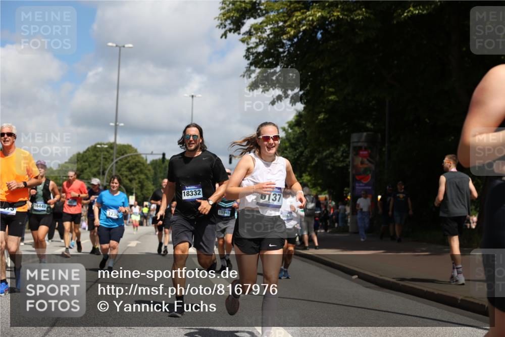 29.06.2025 - hella hamburg halbmarathon Yannick Fuchs http://msf.ph/oto/8167976 29.06.2025 11:37:56 20KM 1230, 1291, 1314, 1661, 2173, 2550, 2576, 3524, 3896, 4139, 4329, 4612, 4752, 5139, 5707, 5735, 6137, 6250, 6344, 6379, 6995, 7956, 8582, 8984, 9009, 9470, 9811, 9937, 9946, 10269, 11421, 11664, 12298, 12318, 12409, 12660, 12661, 13495, 13715, 13957, 15101, 15345, 15536, 16002, 16306, 16390, 16449, 16450, 16560, 16577, 17139, 18332, 18400, 18401, 18544, 18674, 18872, 18888 meine-sportfotos.de