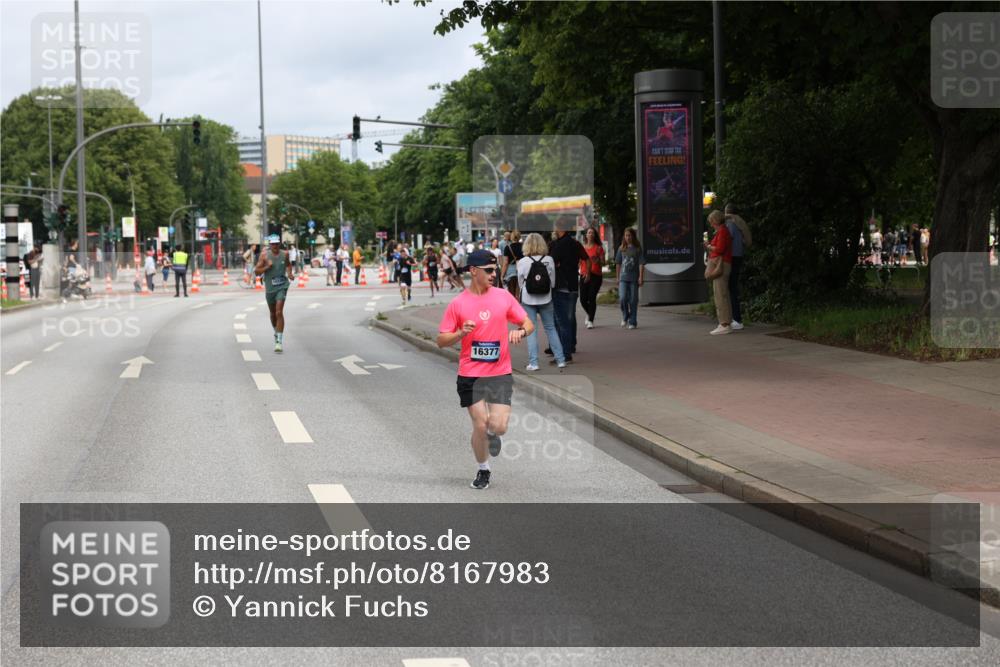 29.06.2025 - hella hamburg halbmarathon Yannick Fuchs http://msf.ph/oto/8167983 29.06.2025 10:23:07 20KM 1122, 3075, 4678, 5367, 8731, 10106, 12529, 13383, 16377, 18567, 18832 meine-sportfotos.de