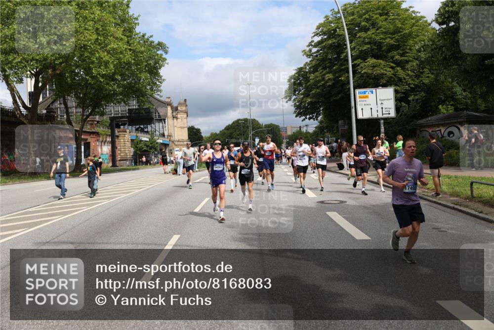 29.06.2025 - hella hamburg halbmarathon Yannick Fuchs http://msf.ph/oto/8168083 29.06.2025 10:40:53 20KM 1139, 2222, 2842, 3087, 4091, 4237, 4497, 4949, 5459, 6373, 6388, 6421, 6691, 6978, 7335, 8023, 8142, 8482, 8981, 9232, 9386, 9497, 9529, 9786, 9794, 10211, 11185, 11491, 11858, 12171, 12269, 12579, 12651, 12808, 12891, 13554, 13630, 13698, 13728, 13782, 13940, 14045, 14262, 14449, 14541, 14722, 15026, 15133, 15149, 15157, 15206, 15684, 15900, 16081, 16127, 16136, 16286, 16466, 16475, 17008, 17281, 17353, 17461, 17492, 17669, 17865, 17892, 18118 meine-sportfotos.de