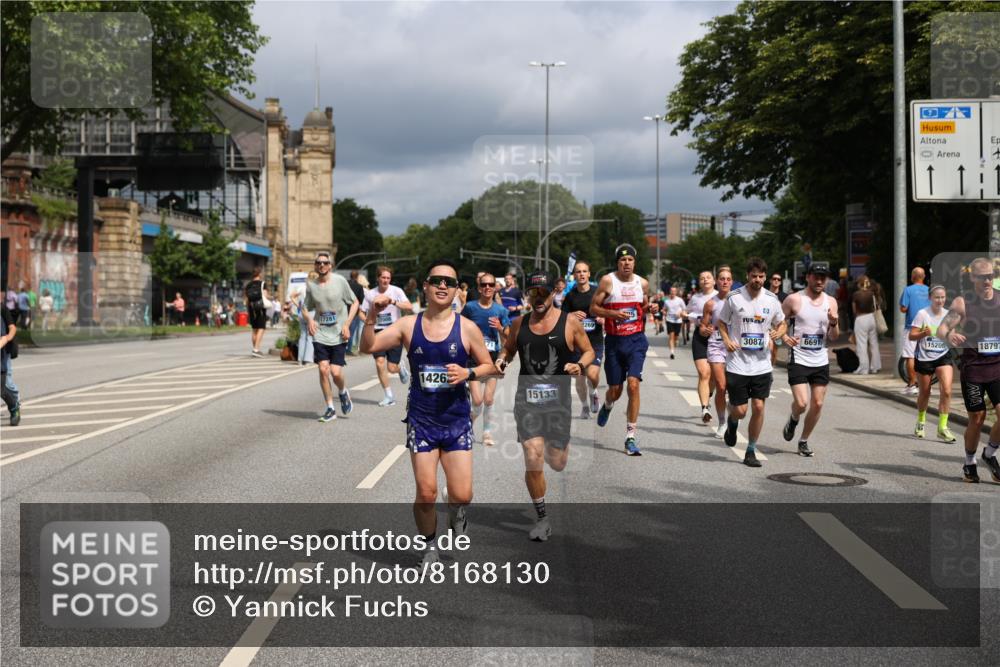 29.06.2025 - hella hamburg halbmarathon Yannick Fuchs http://msf.ph/oto/8168130 29.06.2025 10:40:54 20KM 1139, 2222, 2842, 3087, 4091, 4237, 4497, 4949, 5459, 6373, 6388, 6421, 6691, 6978, 7335, 8023, 8142, 8482, 8981, 9232, 9386, 9497, 9529, 9786, 9794, 10208, 10211, 11185, 11491, 11858, 12171, 12269, 12579, 12651, 12808, 12891, 13554, 13698, 13728, 13782, 13940, 14045, 14262, 14449, 14541, 14722, 15026, 15133, 15149, 15157, 15206, 15684, 15900, 16081, 16127, 16136, 16286, 16466, 16475, 17008, 17281, 17353, 17461, 17492, 17669, 17865, 17892, 18118 meine-sportfotos.de