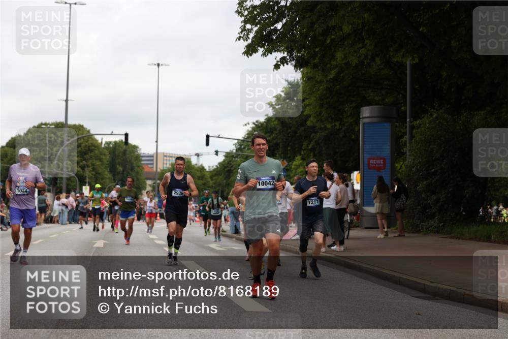 29.06.2025 - hella hamburg halbmarathon Yannick Fuchs http://msf.ph/oto/8168189 29.06.2025 11:00:19 20KM 1034, 1526, 2936, 3994, 4532, 5150, 0000, 6322, 6462, 6572, 6706, 7210, 7211, 7826, 10042, 10074, 10736, 10886, 12371, 13203, 13603, 16166, 16233, 16237, 16355, 17638, 17707, 17866, 18199, 18426, 19165, 19176 meine-sportfotos.de