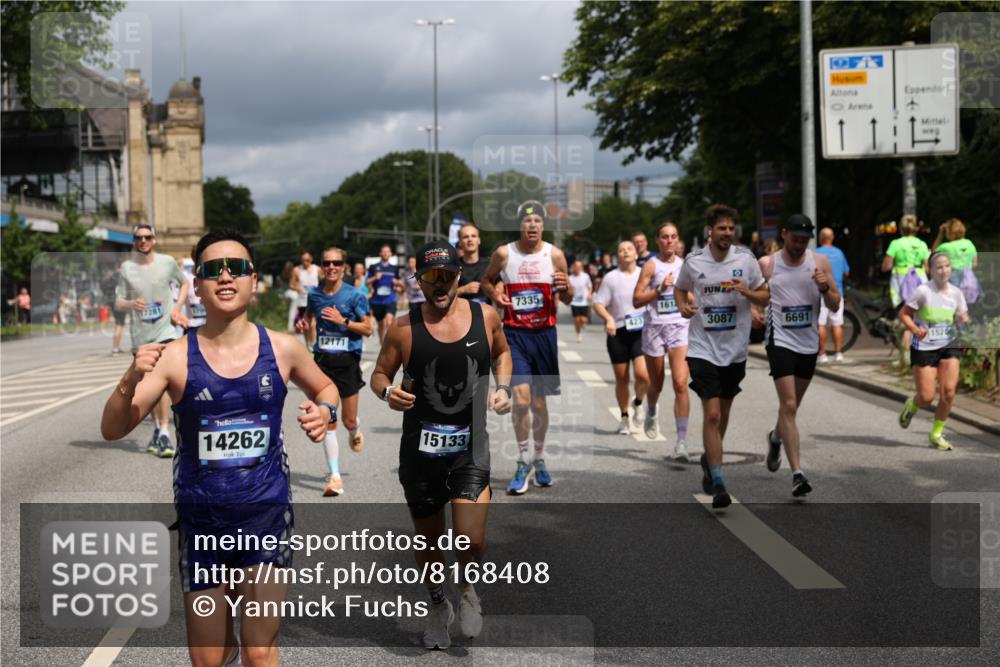 29.06.2025 - hella hamburg halbmarathon Yannick Fuchs http://msf.ph/oto/8168408 29.06.2025 10:40:55 20KM 1139, 2222, 2842, 3087, 4091, 4237, 4497, 4949, 5459, 6373, 6388, 6421, 6691, 6978, 7335, 8023, 8142, 8482, 8981, 9232, 9386, 9497, 9529, 9786, 9794, 10208, 10211, 11185, 11491, 11858, 12171, 12269, 12579, 12651, 12808, 12891, 13554, 13698, 13728, 13782, 13940, 14045, 14262, 14449, 14541, 14722, 15026, 15133, 15149, 15157, 15206, 15611, 15684, 15900, 16081, 16127, 16136, 16466, 16475, 17008, 17281, 17353, 17461, 17492, 17669, 17865, 17892, 18118 meine-sportfotos.de
