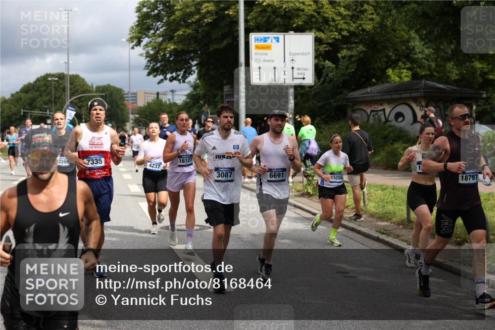 29.06.2025 - hella hamburg halbmarathon Yannick Fuchs http://msf.ph/oto/8168464 29.06.2025 10:40:55 20KM 1139, 2222, 2842, 3087, 4091, 4237, 4497, 4949, 5459, 6373, 6388, 6421, 6691, 6978, 7335, 8023, 8142, 8482, 8981, 9232, 9386, 9497, 9529, 9786, 9794, 10208, 10211, 11185, 11491, 11858, 12171, 12269, 12579, 12651, 12808, 12891, 13554, 13698, 13728, 13782, 13940, 14045, 14262, 14449, 14541, 14722, 15026, 15133, 15149, 15157, 15206, 15611, 15684, 15900, 16081, 16127, 16136, 16466, 16475, 17008, 17281, 17353, 17461, 17492, 17669, 17865, 17892, 18118 meine-sportfotos.de