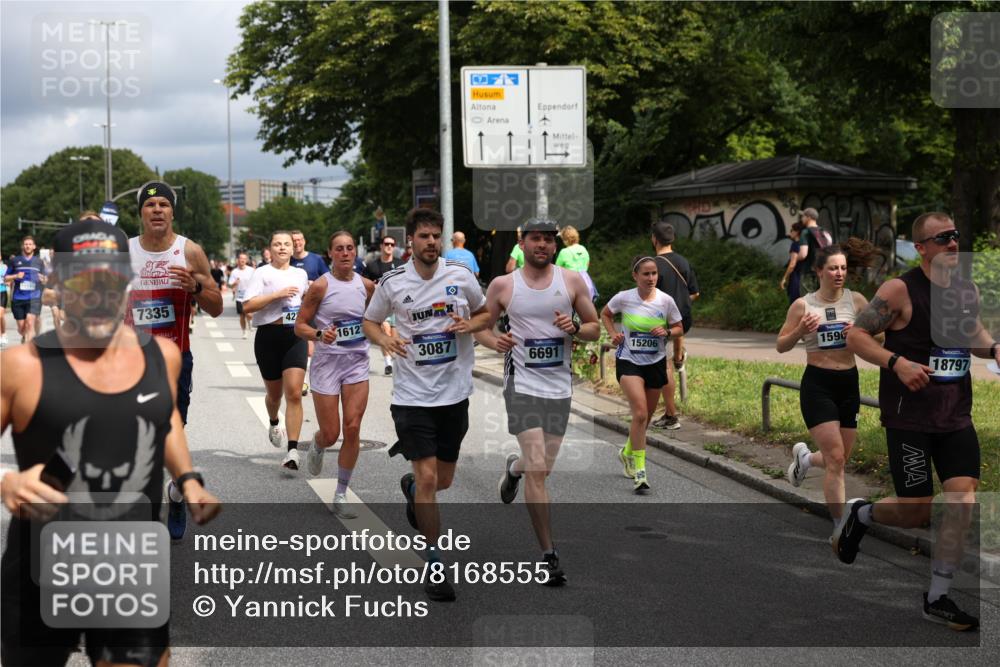 29.06.2025 - hella hamburg halbmarathon Yannick Fuchs http://msf.ph/oto/8168555 29.06.2025 10:40:55 20KM 1139, 2222, 2842, 3087, 4091, 4237, 4497, 4949, 5459, 6373, 6388, 6421, 6691, 6978, 7335, 8023, 8142, 8482, 8981, 9232, 9386, 9497, 9529, 9786, 9794, 10208, 10211, 11185, 11491, 11858, 12171, 12269, 12579, 12651, 12808, 12891, 13554, 13698, 13728, 13782, 13940, 14045, 14262, 14449, 14541, 14722, 15026, 15133, 15149, 15157, 15206, 15611, 15684, 15900, 16081, 16127, 16136, 16466, 16475, 17008, 17281, 17353, 17461, 17492, 17669, 17865, 17892, 18118 meine-sportfotos.de