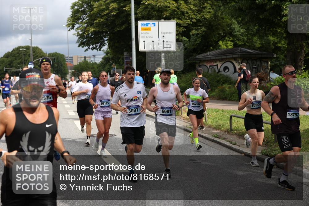 29.06.2025 - hella hamburg halbmarathon Yannick Fuchs http://msf.ph/oto/8168571 29.06.2025 10:40:55 20KM 1139, 2222, 2842, 3087, 4091, 4237, 4497, 4949, 5459, 6373, 6388, 6421, 6691, 6978, 7335, 8023, 8142, 8482, 8981, 9232, 9386, 9497, 9529, 9786, 9794, 10208, 10211, 11185, 11491, 11858, 12171, 12269, 12579, 12651, 12808, 12891, 13554, 13698, 13728, 13782, 13940, 14045, 14262, 14449, 14541, 14722, 15026, 15133, 15149, 15157, 15206, 15611, 15684, 15900, 16081, 16127, 16136, 16466, 16475, 17008, 17281, 17353, 17461, 17492, 17669, 17865, 17892, 18118 meine-sportfotos.de