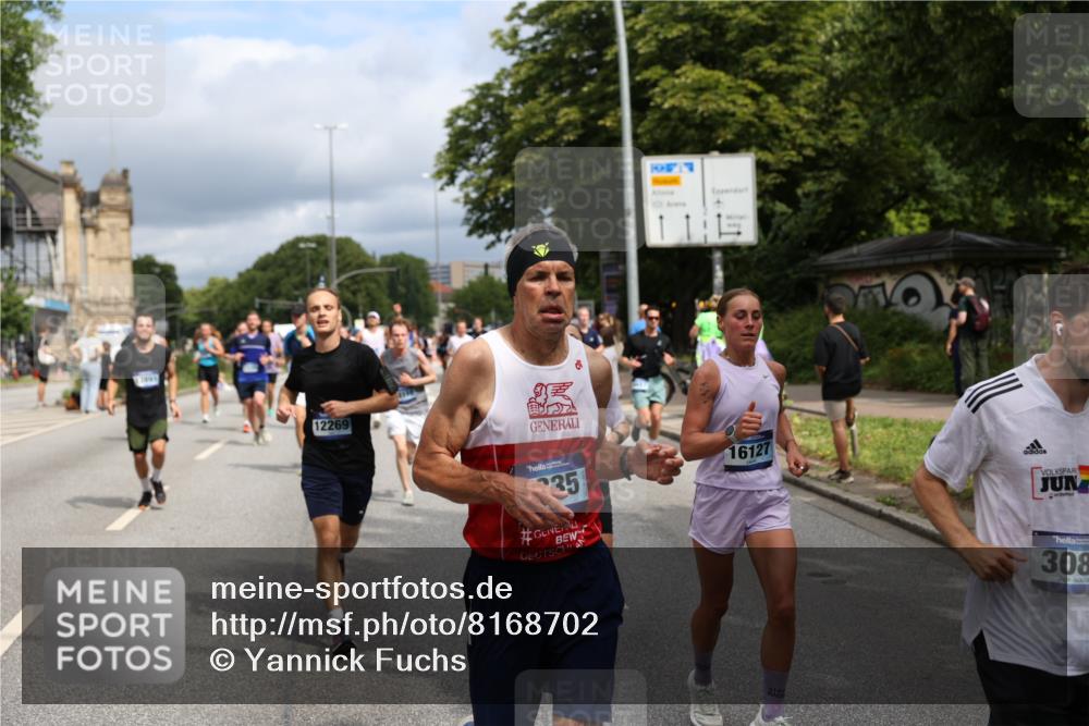 29.06.2025 - hella hamburg halbmarathon Yannick Fuchs http://msf.ph/oto/8168702 29.06.2025 10:40:57 20KM 1139, 2222, 2623, 3087, 4091, 4237, 4497, 5459, 6373, 6388, 6421, 6691, 6978, 7335, 8023, 8142, 8482, 8981, 9232, 9386, 9497, 9529, 9786, 9794, 10208, 10211, 11077, 11185, 11491, 11858, 12171, 12269, 12579, 12651, 12808, 12891, 13554, 13698, 13728, 13782, 13940, 14045, 14262, 14415, 14449, 14541, 14722, 15026, 15133, 15149, 15157, 15206, 15611, 15684, 15900, 16081, 16127, 16136, 16466, 16475, 17008, 17281, 17353, 17461, 17492, 17669, 17865, 17892, 18118 meine-sportfotos.de