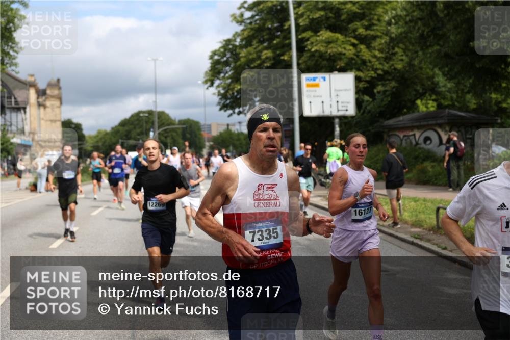 29.06.2025 - hella hamburg halbmarathon Yannick Fuchs http://msf.ph/oto/8168717 29.06.2025 10:40:57 20KM 1139, 2222, 2623, 3087, 4091, 4237, 4497, 5459, 6373, 6388, 6421, 6691, 6978, 7335, 8023, 8142, 8482, 8981, 9232, 9386, 9497, 9529, 9786, 9794, 10208, 10211, 11077, 11185, 11491, 11858, 12171, 12269, 12579, 12651, 12808, 12891, 13554, 13698, 13728, 13782, 13940, 14045, 14262, 14415, 14449, 14541, 14722, 15026, 15133, 15149, 15157, 15206, 15611, 15684, 15900, 16081, 16127, 16136, 16466, 16475, 17008, 17281, 17353, 17461, 17492, 17669, 17865, 17892, 18118 meine-sportfotos.de
