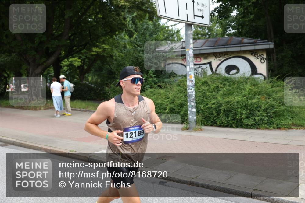 29.06.2025 - hella hamburg halbmarathon Yannick Fuchs http://msf.ph/oto/8168720 29.06.2025 10:23:30 20KM 1953, 2604, 3075, 3968, 7389, 10222, 12189, 12529, 14140, 15655, 15883, 17374, 17488 meine-sportfotos.de