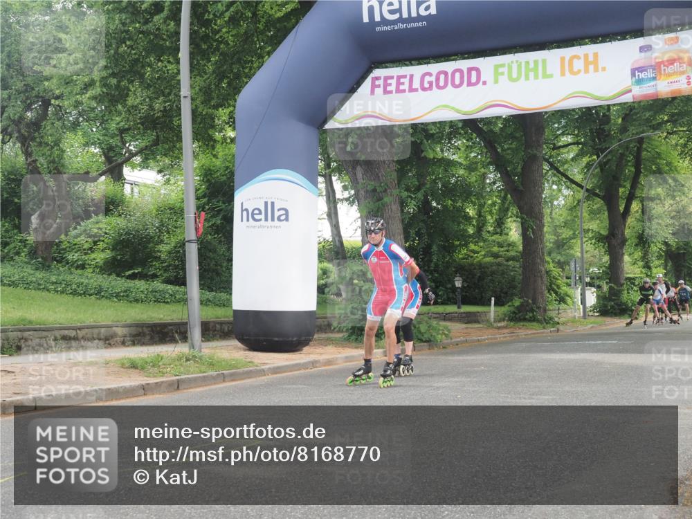 29.06.2025 - hella hamburg halbmarathon KatJ http://msf.ph/oto/8168770 29.06.2025 09:17:15 Zwischen KM18-KM19  meine-sportfotos.de