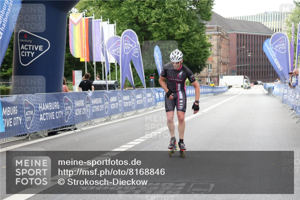 29.06.2025 - hella hamburg halbmarathon Strokosch-Dieckow http://msf.ph/oto/8168846 29.06.2025 09:07:30 Ziel 20477 meine-sportfotos.de