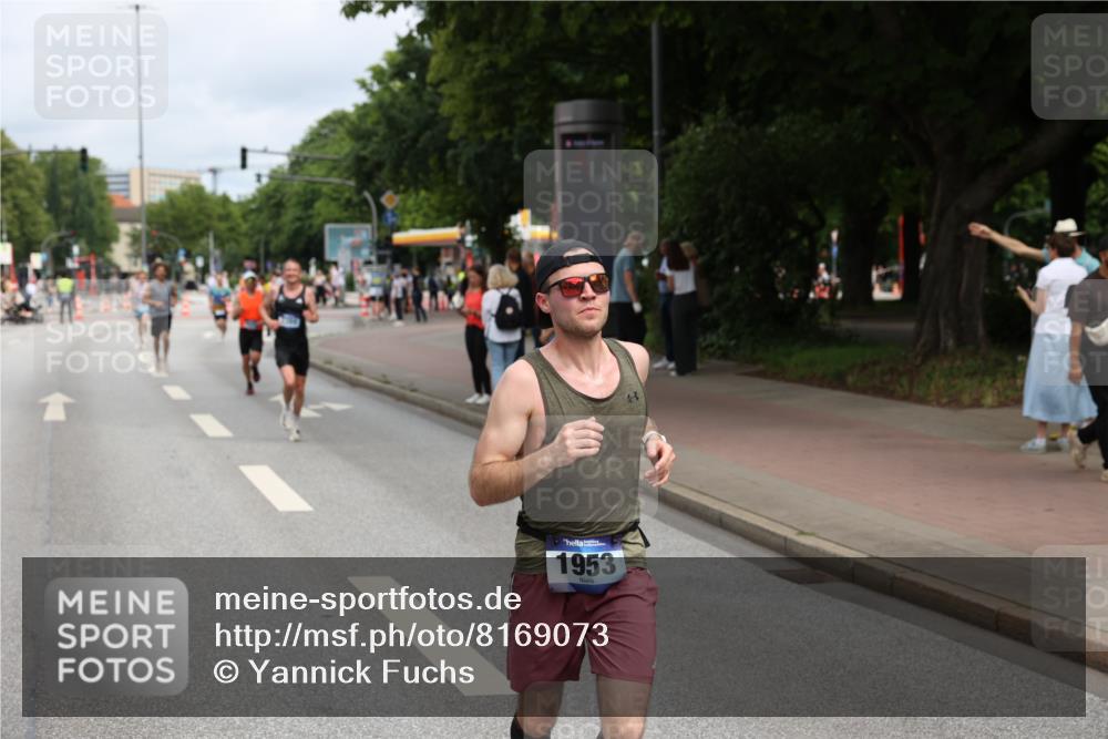 29.06.2025 - hella hamburg halbmarathon Yannick Fuchs http://msf.ph/oto/8169073 29.06.2025 10:23:40 20KM 1953, 2604, 3968, 6090, 7389, 8473, 10222, 10351, 10486, 14140, 15655, 15883, 16711, 17374, 17488, 18763 meine-sportfotos.de