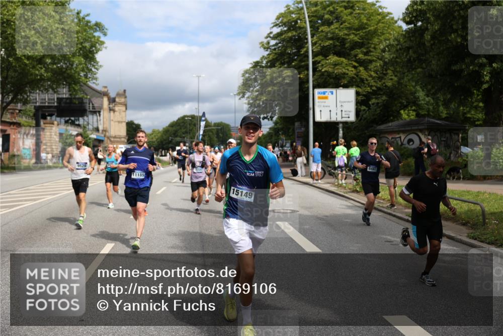29.06.2025 - hella hamburg halbmarathon Yannick Fuchs http://msf.ph/oto/8169106 29.06.2025 10:41:00 20KM 1689, 2222, 2623, 3087, 4091, 4237, 4497, 5459, 6373, 6421, 6691, 6978, 7335, 8023, 8142, 8482, 8981, 9232, 9386, 9497, 9529, 9786, 9794, 10208, 10211, 11077, 11185, 11858, 12171, 12269, 12579, 12651, 12808, 12891, 13554, 13698, 13728, 13940, 14045, 14262, 14415, 14449, 14541, 14722, 15026, 15133, 15149, 15157, 15206, 15611, 15684, 15900, 16081, 16127, 16136, 16466, 16475, 17008, 17281, 17353, 17461, 17492, 17669, 17865, 18118 meine-sportfotos.de