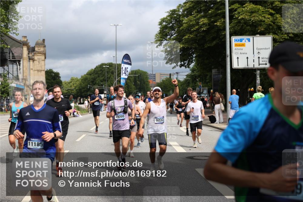 29.06.2025 - hella hamburg halbmarathon Yannick Fuchs http://msf.ph/oto/8169182 29.06.2025 10:41:00 20KM 1689, 2222, 2623, 3087, 4091, 4237, 4497, 5459, 6373, 6421, 6691, 6978, 7335, 8023, 8142, 8482, 8981, 9232, 9386, 9497, 9529, 9786, 9794, 10208, 10211, 11077, 11185, 11858, 12171, 12269, 12579, 12651, 12808, 12891, 13554, 13698, 13728, 13940, 14045, 14262, 14415, 14449, 14541, 14722, 15026, 15133, 15149, 15157, 15206, 15611, 15684, 15900, 16081, 16127, 16136, 16466, 16475, 17008, 17281, 17353, 17461, 17492, 17669, 17865, 18118 meine-sportfotos.de