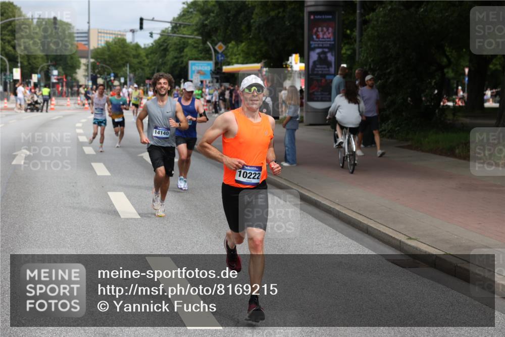 29.06.2025 - hella hamburg halbmarathon Yannick Fuchs http://msf.ph/oto/8169215 29.06.2025 10:23:44 20KM 1827, 1953, 2604, 3968, 5328, 6090, 7389, 8473, 10222, 10351, 10486, 14140, 15655, 15883, 16711, 17213, 17374, 17428, 17488, 18763 meine-sportfotos.de