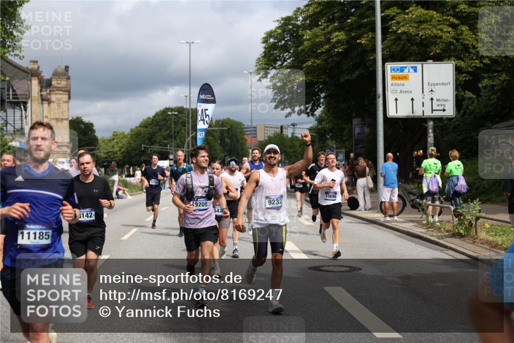 29.06.2025 - hella hamburg halbmarathon Yannick Fuchs http://msf.ph/oto/8169247 29.06.2025 10:41:00 20KM 1689, 2222, 2623, 3087, 4091, 4237, 4497, 5459, 6373, 6421, 6691, 6978, 7335, 8023, 8142, 8482, 8981, 9232, 9386, 9497, 9529, 9786, 9794, 10208, 10211, 11077, 11185, 11858, 12171, 12269, 12579, 12651, 12808, 12891, 13554, 13698, 13728, 13940, 14045, 14262, 14415, 14449, 14541, 14722, 15026, 15133, 15149, 15157, 15206, 15611, 15684, 15900, 16081, 16127, 16136, 16466, 16475, 17008, 17281, 17353, 17461, 17492, 17669, 17865, 18118 meine-sportfotos.de