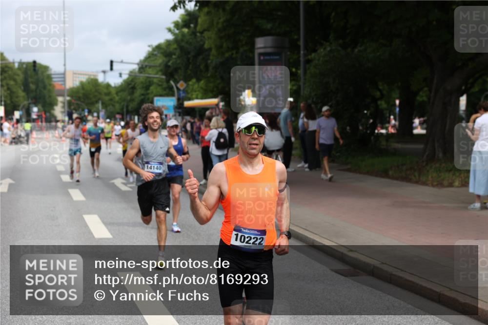 29.06.2025 - hella hamburg halbmarathon Yannick Fuchs http://msf.ph/oto/8169293 29.06.2025 10:23:44 20KM 1827, 1953, 2604, 3968, 5328, 6090, 7389, 8473, 10222, 10351, 10486, 14140, 15655, 15883, 16711, 17213, 17374, 17428, 17488, 18763 meine-sportfotos.de