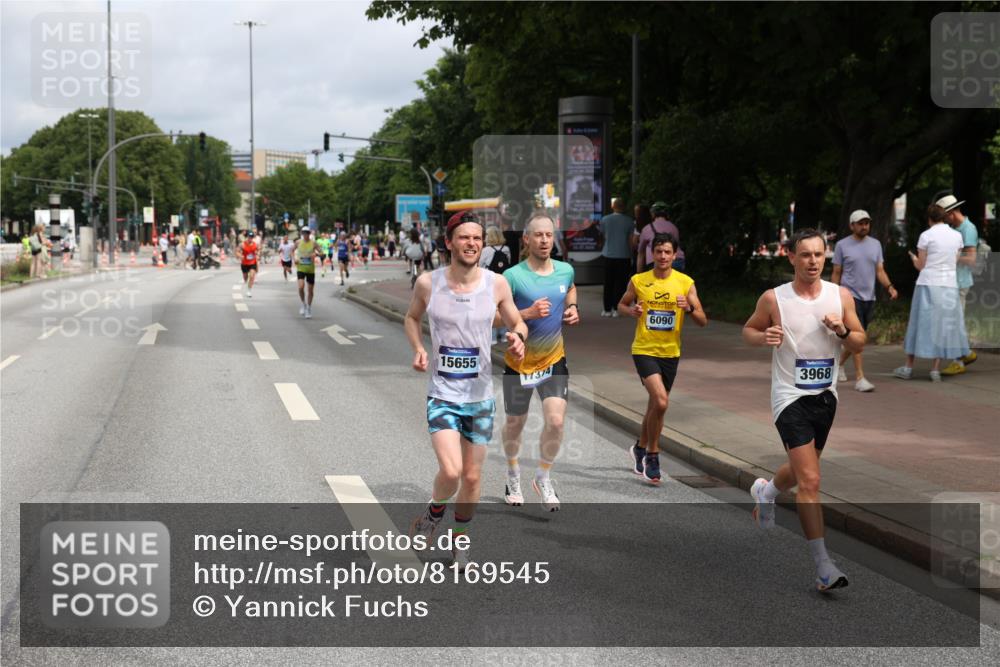 29.06.2025 - hella hamburg halbmarathon Yannick Fuchs http://msf.ph/oto/8169545 29.06.2025 10:23:49 20KM 1827, 1953, 3968, 5328, 6090, 7389, 8473, 10222, 10351, 10486, 14140, 15655, 16711, 17213, 17374, 17428, 17488, 18763 meine-sportfotos.de