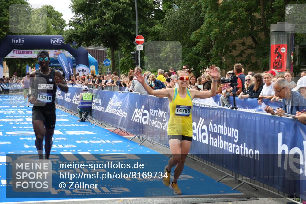 29.06.2025 - hella hamburg halbmarathon Zöllner http://msf.ph/oto/8169734 29.06.2025 10:20:59 Ziel 11210, 14766, 19075 meine-sportfotos.de