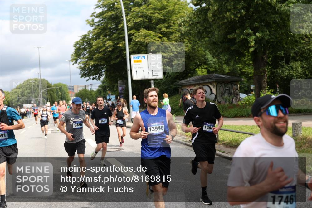 29.06.2025 - hella hamburg halbmarathon Yannick Fuchs http://msf.ph/oto/8169815 29.06.2025 10:41:04 20KM 1070, 1689, 1942, 2222, 2623, 4091, 4497, 5459, 5472, 6373, 6421, 6978, 8023, 8142, 8482, 8981, 9232, 9386, 9497, 9529, 9786, 9794, 10208, 10211, 11077, 11185, 11858, 12651, 12808, 12891, 13554, 13698, 13728, 13940, 14045, 14415, 14449, 14541, 14594, 15026, 15149, 15157, 15611, 15684, 15825, 16081, 16136, 16466, 16475, 17281, 17353, 17461, 17669, 17718, 17865, 18118 meine-sportfotos.de
