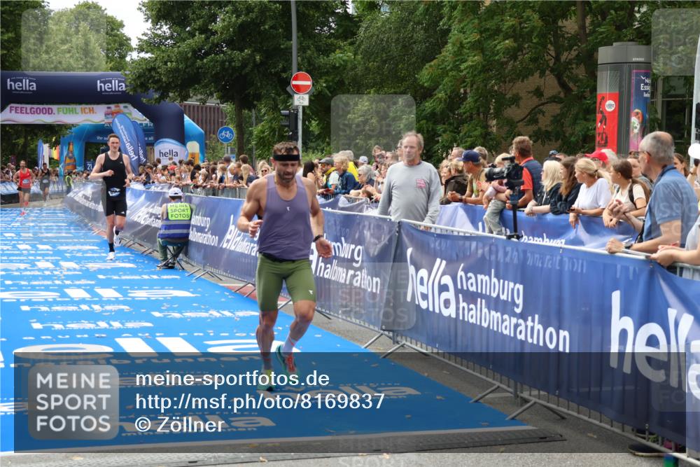 29.06.2025 - hella hamburg halbmarathon Zöllner http://msf.ph/oto/8169837 29.06.2025 10:21:04 Ziel 6530, 16120, 19075 meine-sportfotos.de