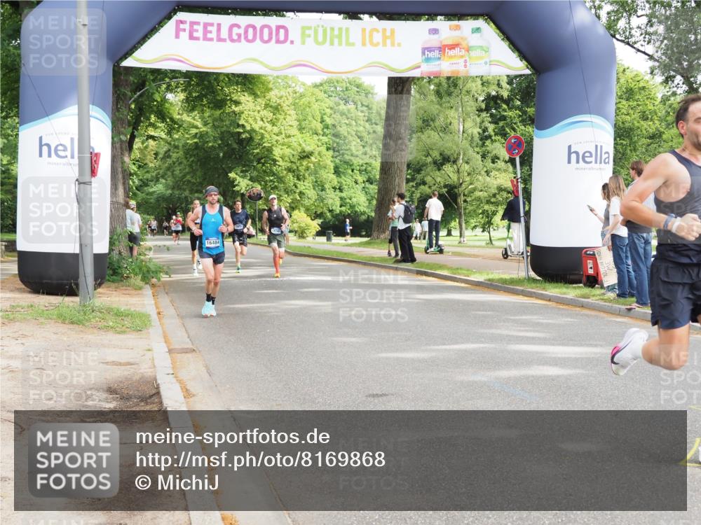 29.06.2025 - hella hamburg halbmarathon MichiJ http://msf.ph/oto/8169868 29.06.2025 10:14:57 Zwischen KM18-KM19 18695 meine-sportfotos.de