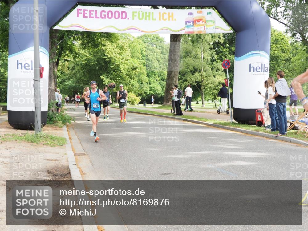 29.06.2025 - hella hamburg halbmarathon MichiJ http://msf.ph/oto/8169876 29.06.2025 10:14:57 Zwischen KM18-KM19 18695 meine-sportfotos.de